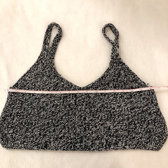 Talula by Aritzia Varrick knit crop top, size M - Picture 3 of 9
